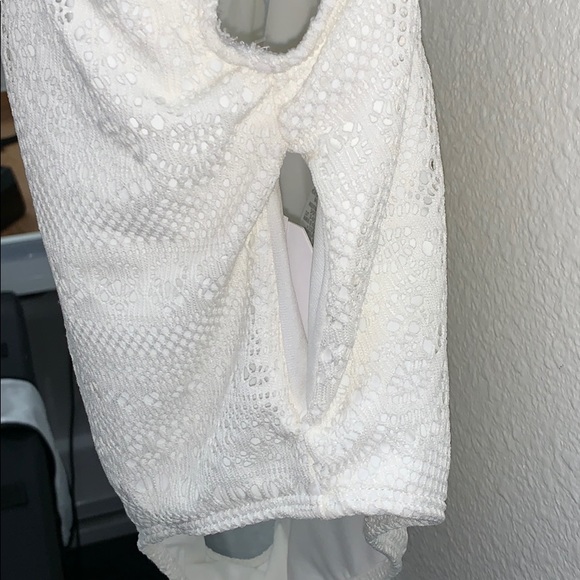 Roxy swim wear one piece - Picture 4 of 6